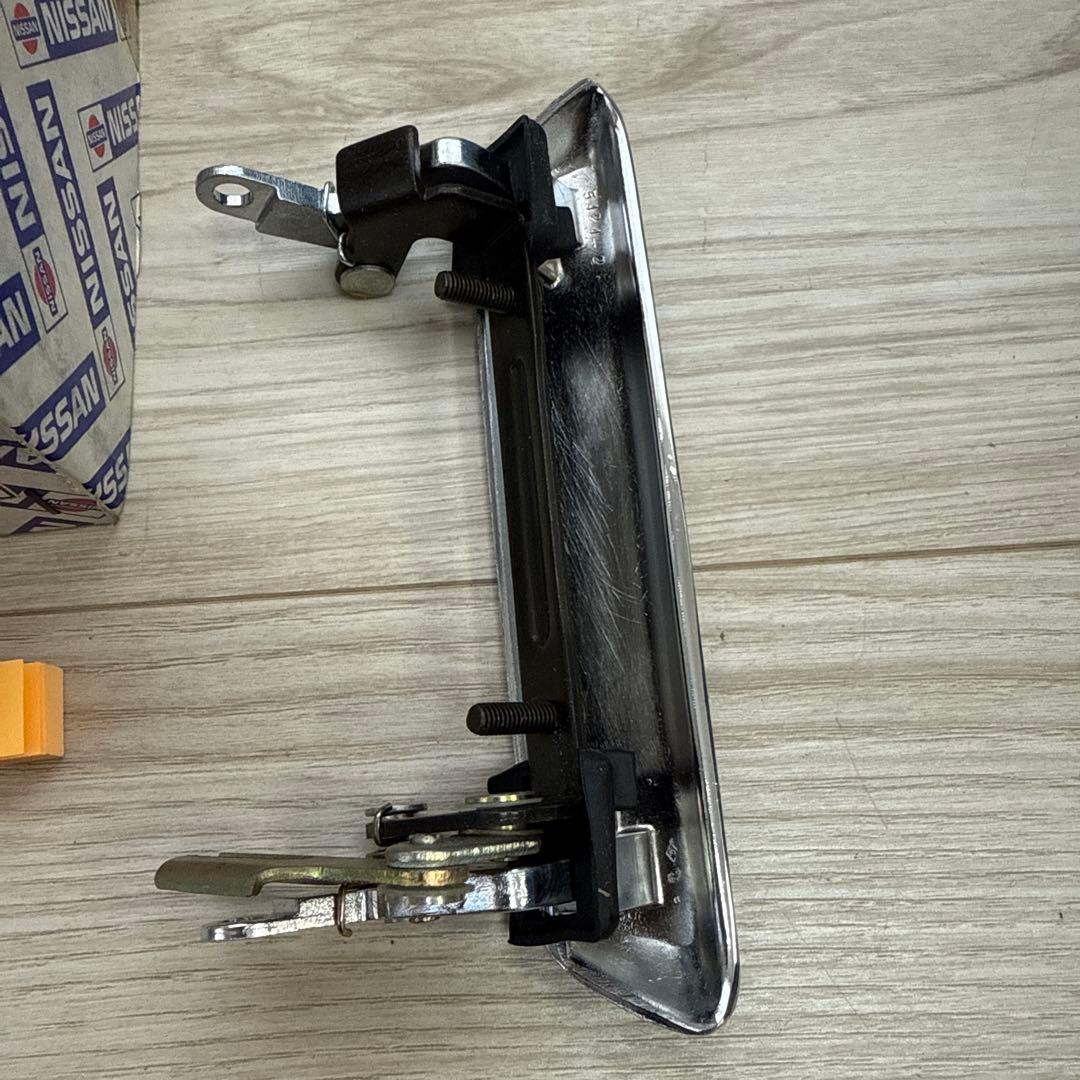 マ*ン様 NISSAN ハンドル 80606-A8002