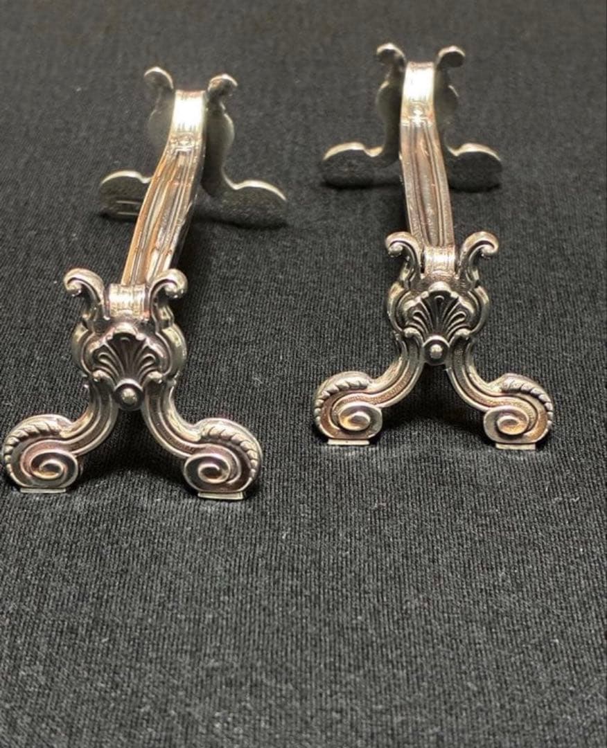 クリストフル　希少　コキーユのナイフレスト　アンティターニッシュの収納袋付き