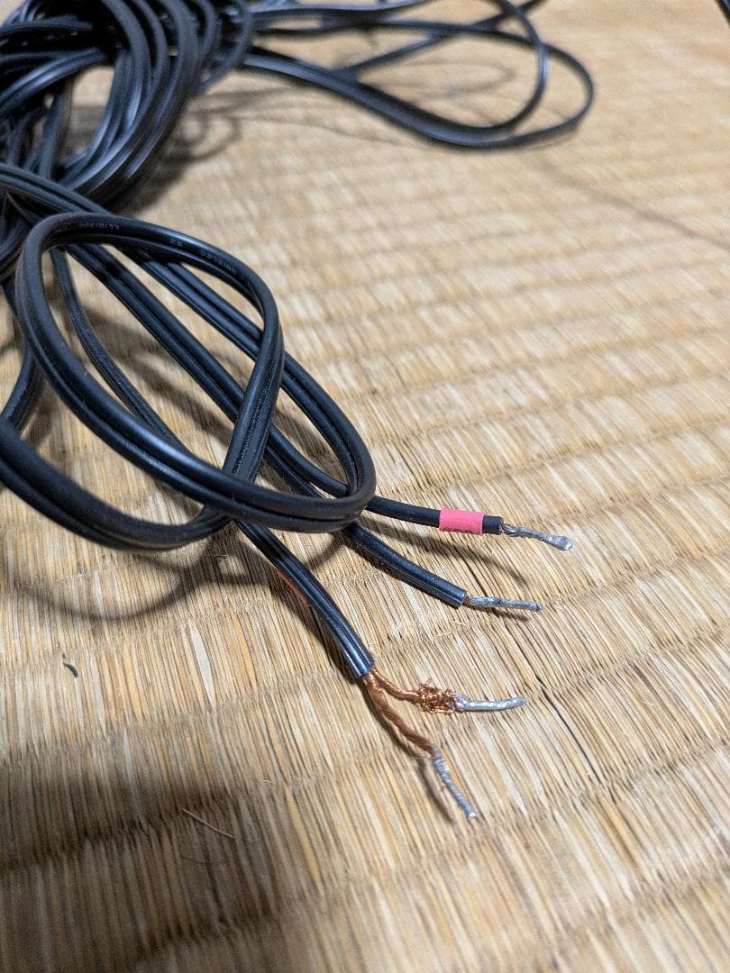 BOSE Acoustimass 5 series III ガラススタンド付