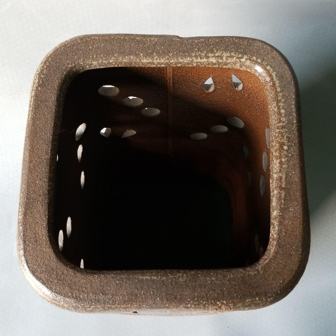 信楽焼傘立て  正角茶彫 高さ４８cm