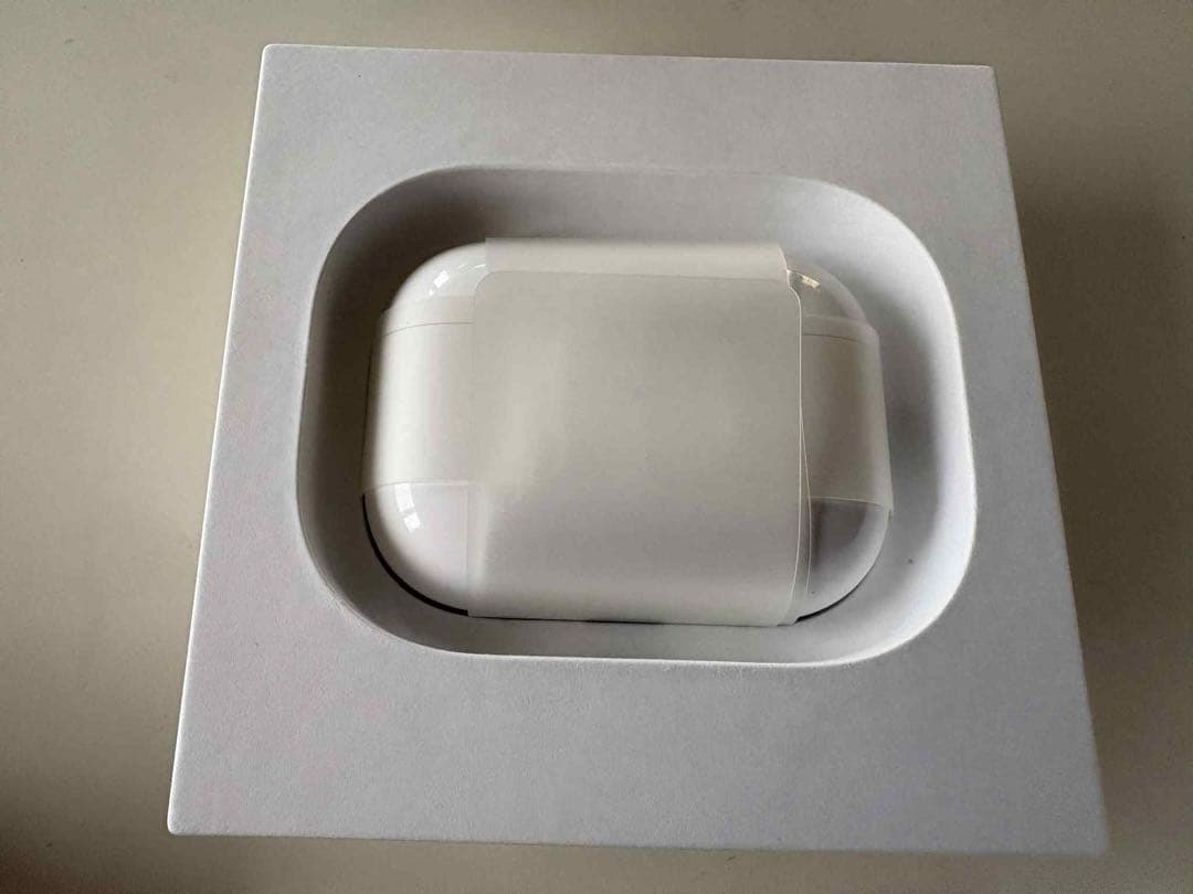 ゆきユキ様AirPods Pro 2 両イヤホン　MagSafeケース