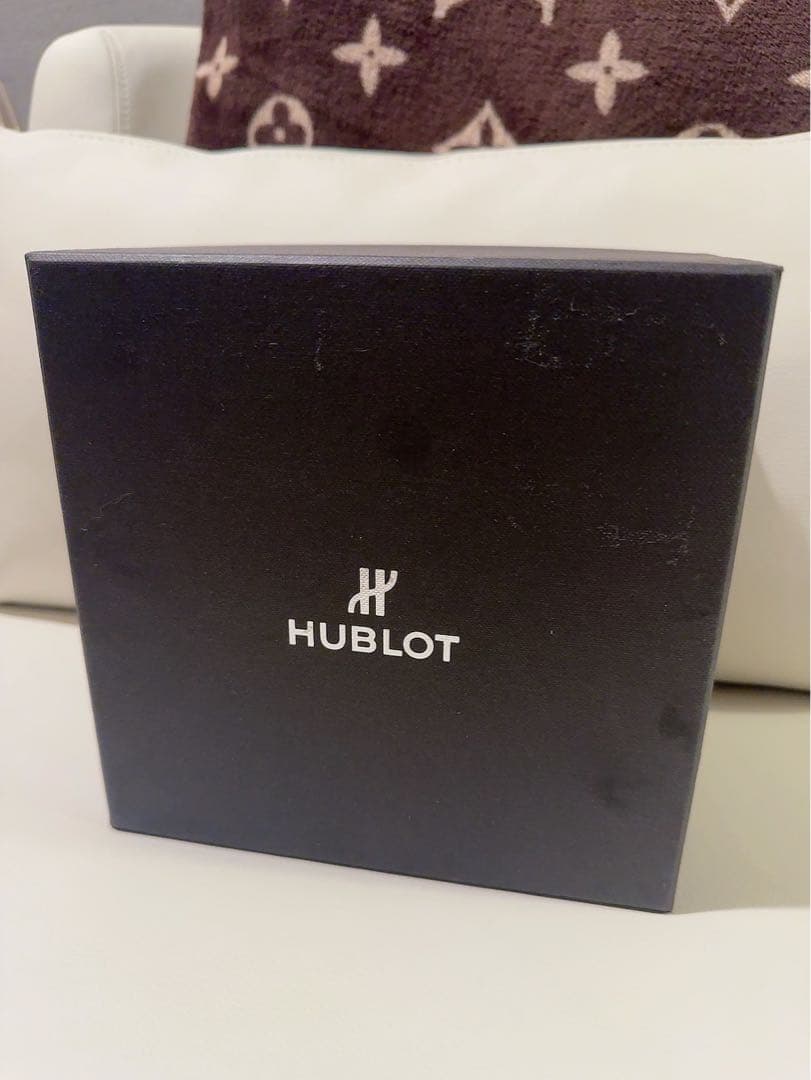Hublot クラシック フュージョン パール ホワイト ダイヤモンド 33mm