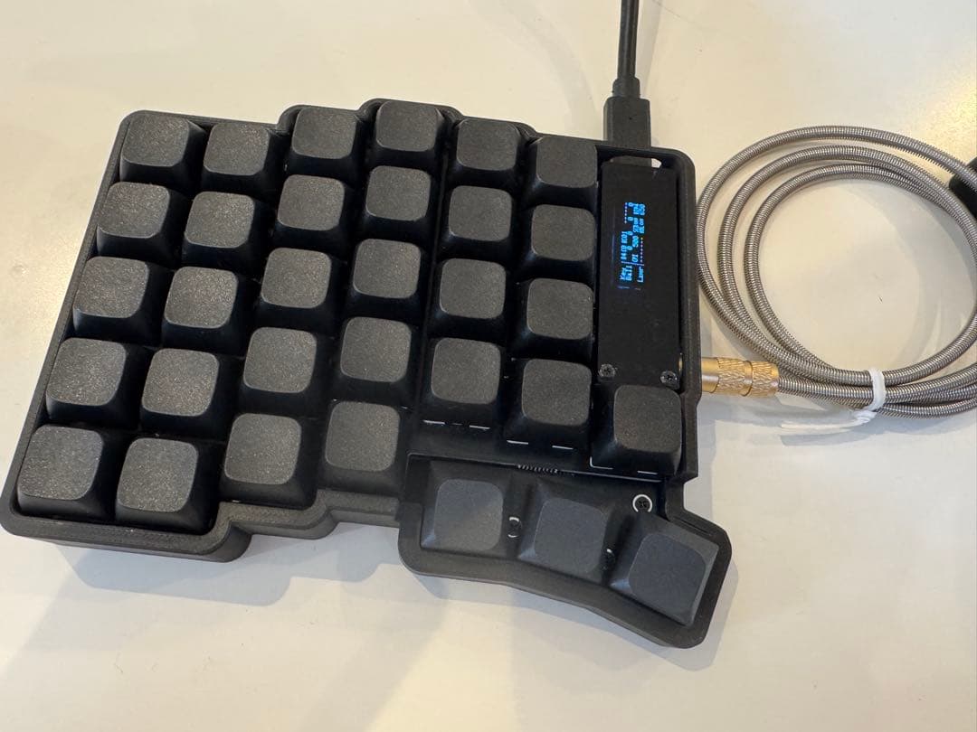 【新品】keyball61 黒仕様　組立済　keychron動作保証　付属品あり