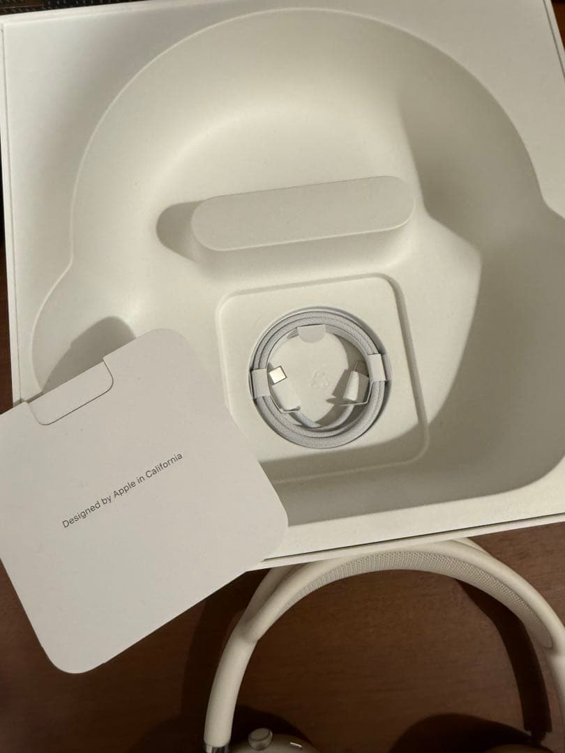 AirPods Max 第2世代　スターライト