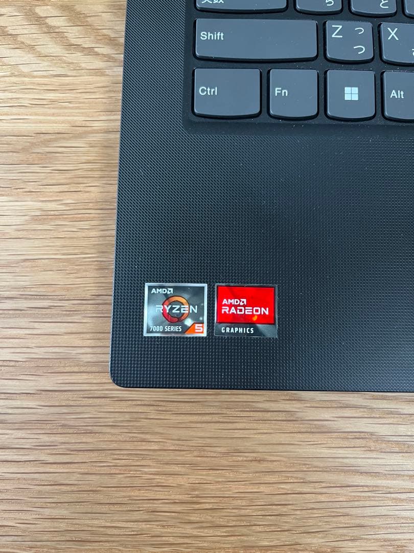 Lenovo v14 gen4 ノートPC ブラック