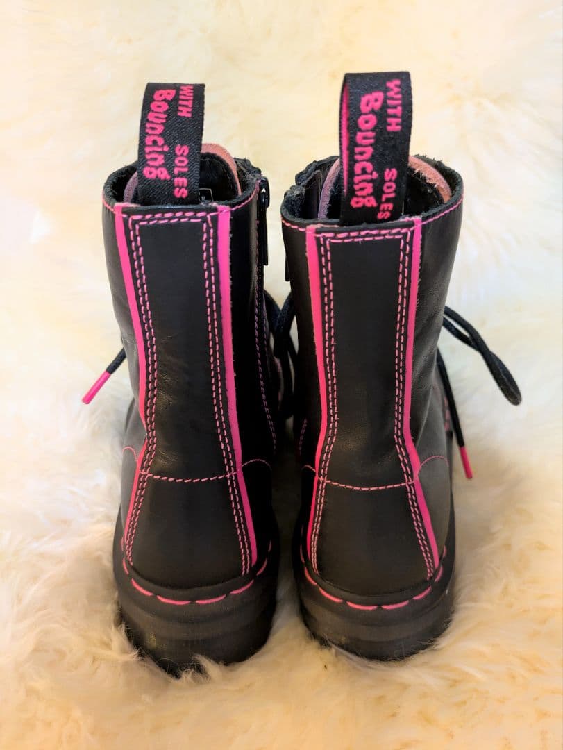 Dr. Martens JADON II STAR 8ホールブーツ UK5