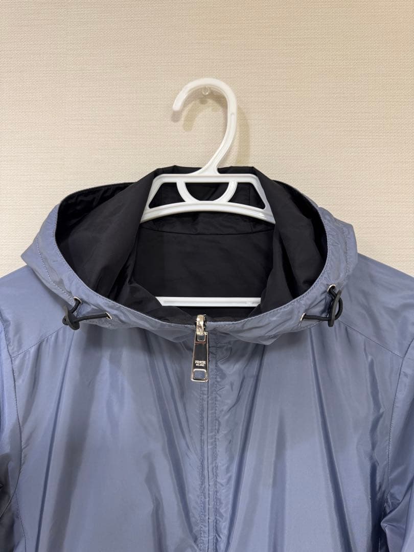 プラダ　リバーシブル　ナイロン　パーカー　美品