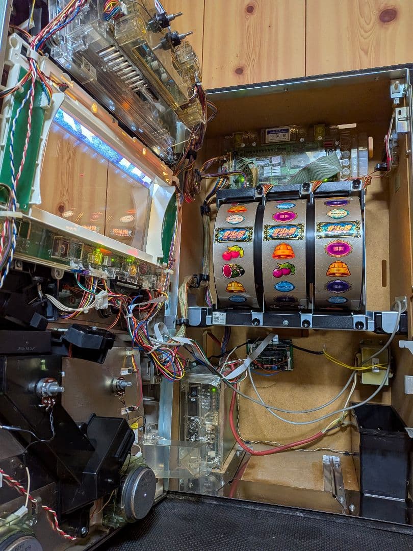 ⚡️パチスロ実機 北斗の拳〜転生の章〜 たのメル便発送 アミューズ仕様実機