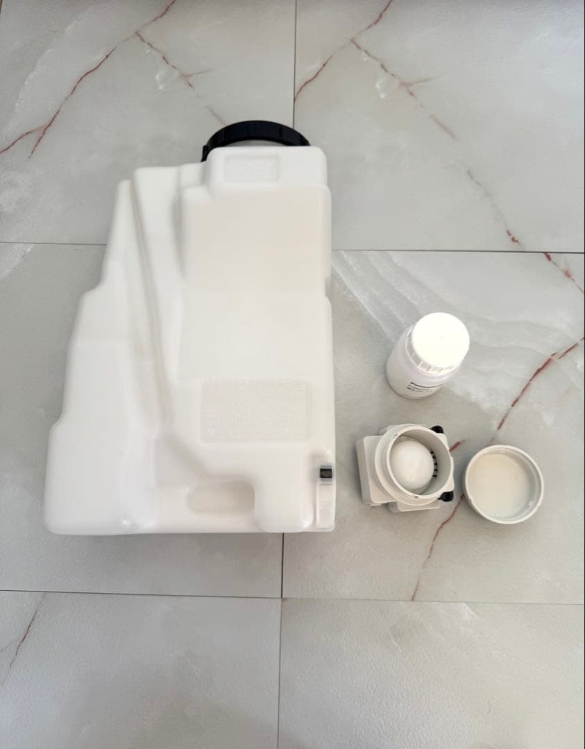 23年製 パナソニック ジアイーノ次亜塩素酸空間除菌脱臭機 F-SMV4300