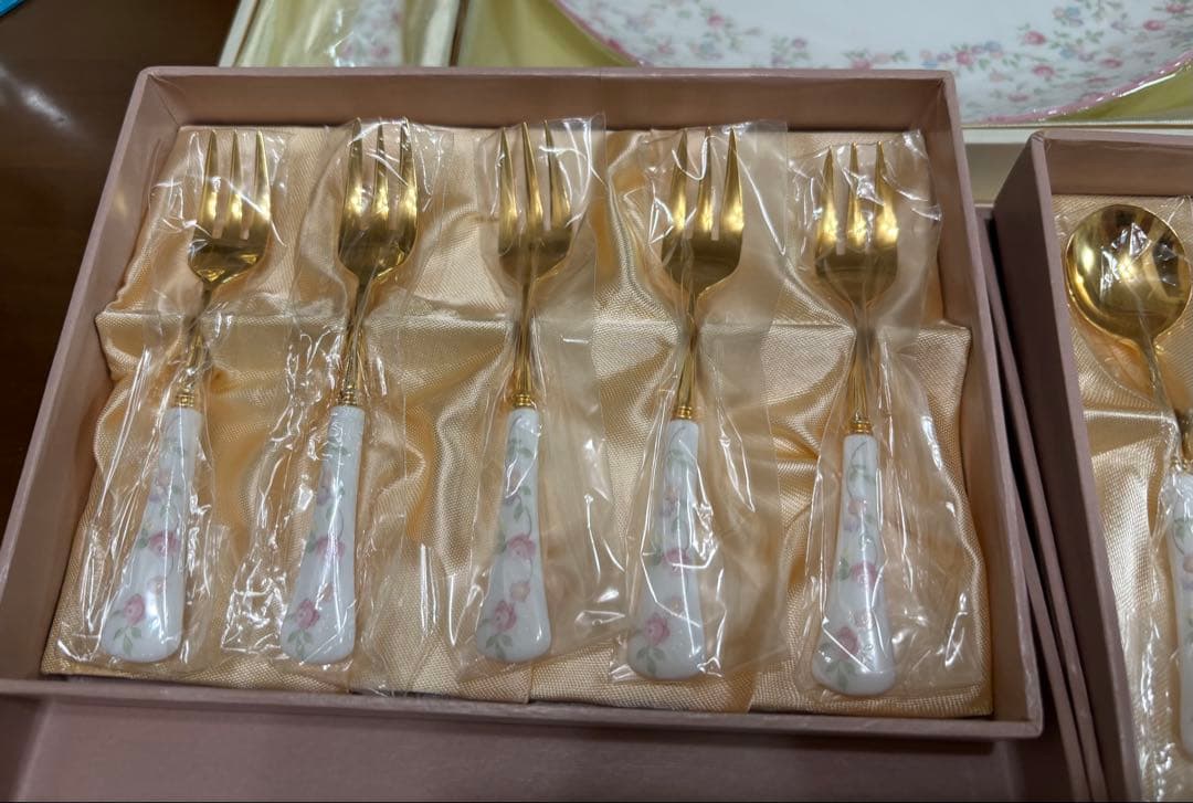 ノリタケ　キューティローズ　セット