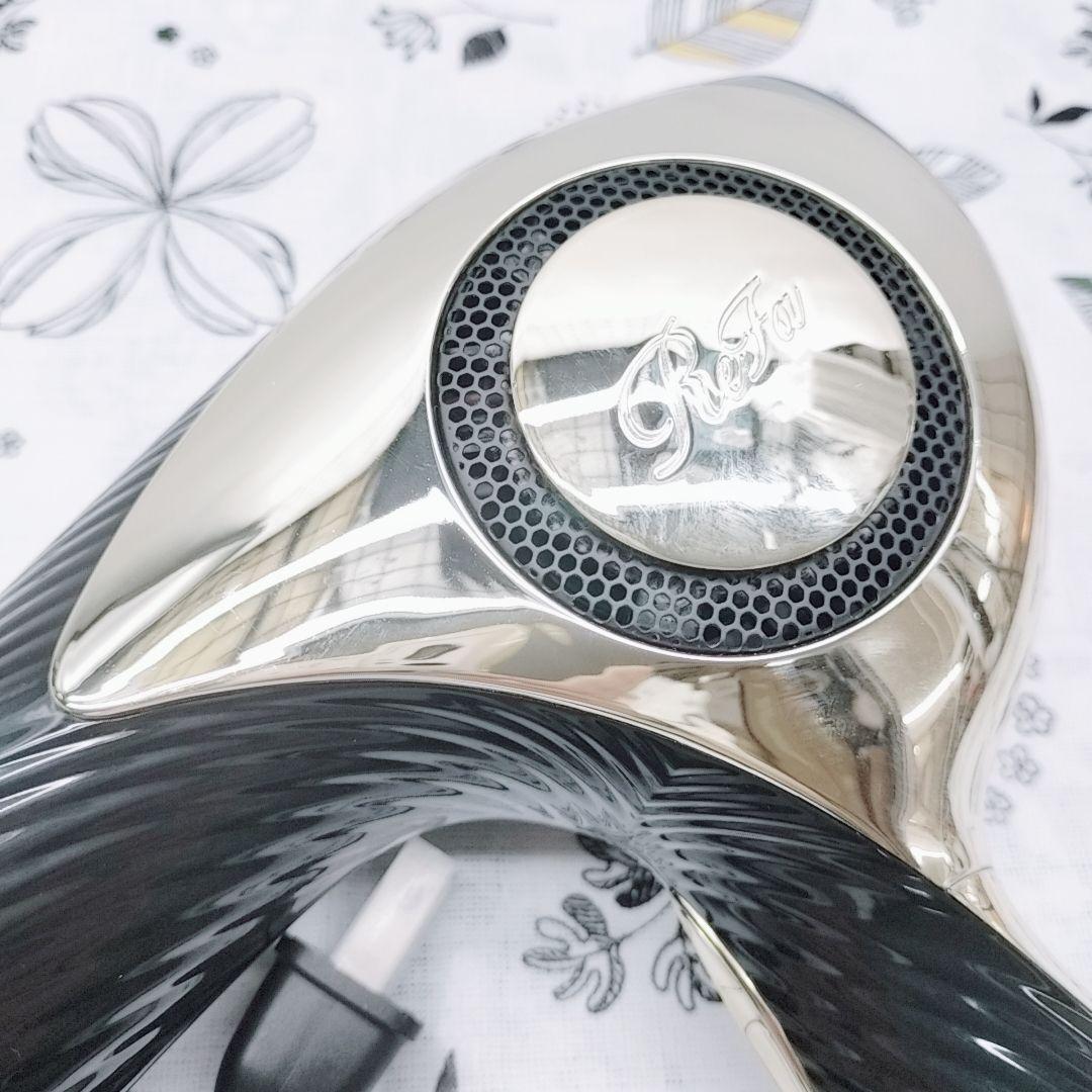 ほぼ未使用⭐️付属品完備 Refa リファ ビューティック ドライヤー MTG