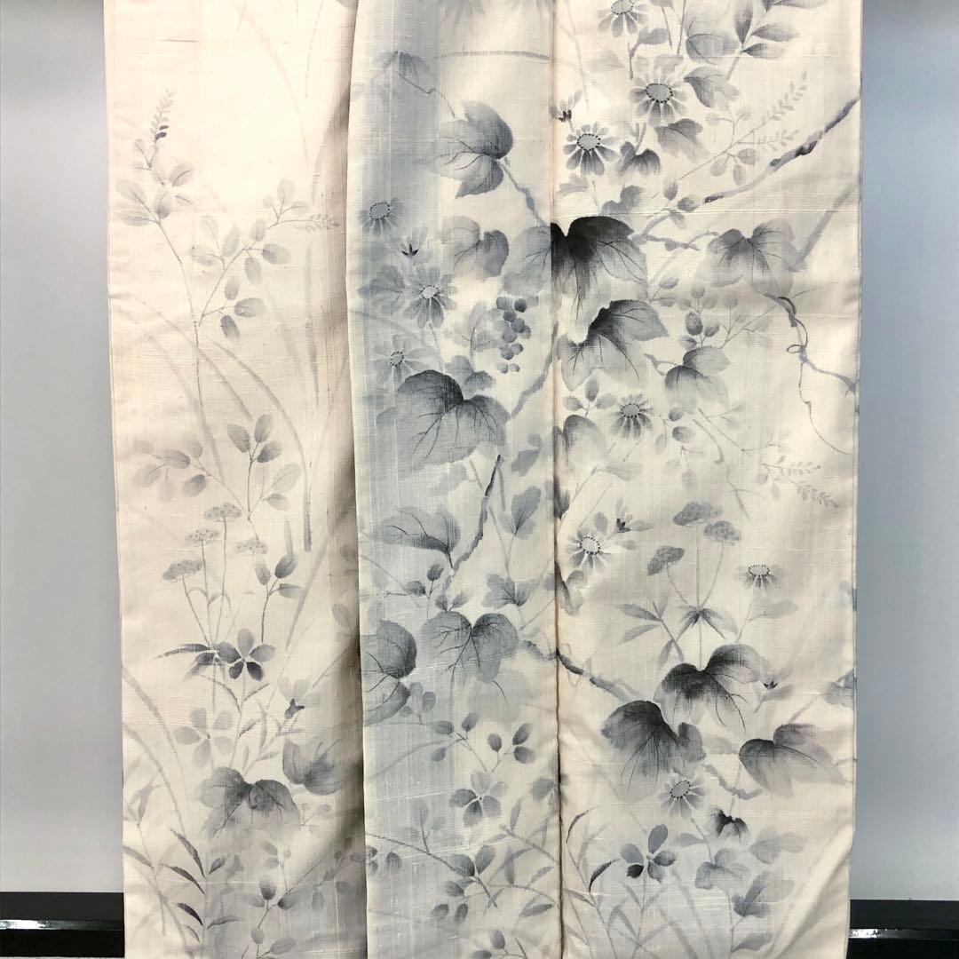 訪問着 紬 花草模様 葡萄 炭描き 乳白色 KK-2202