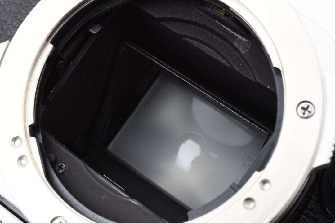 オリンパスOLYMPUS OM-1 ボディシルバー MF 一眼レフフィルムカメラ