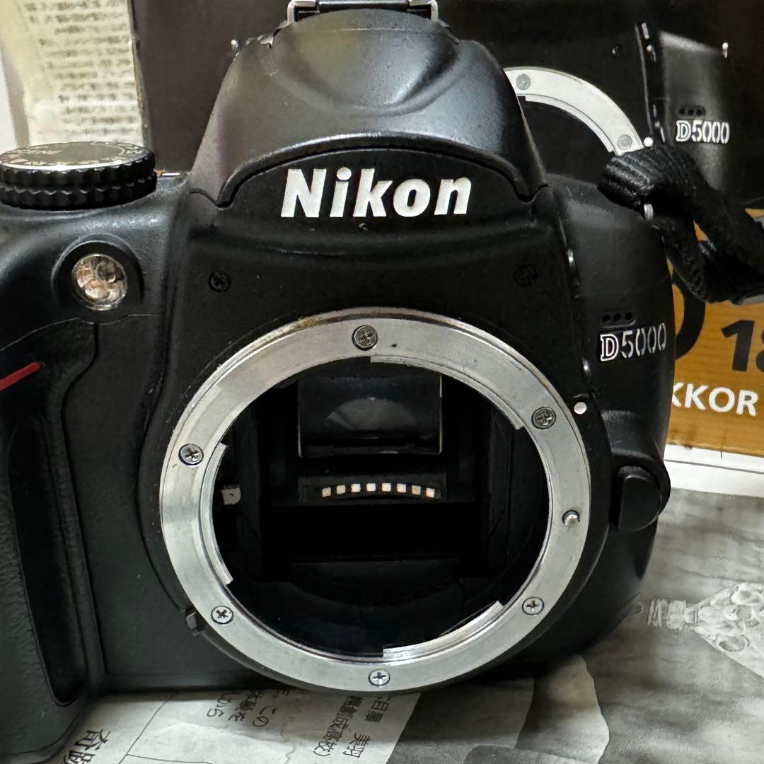 Nikon ニコン D5000 18-55mm VR kit 初心者におすすめ！