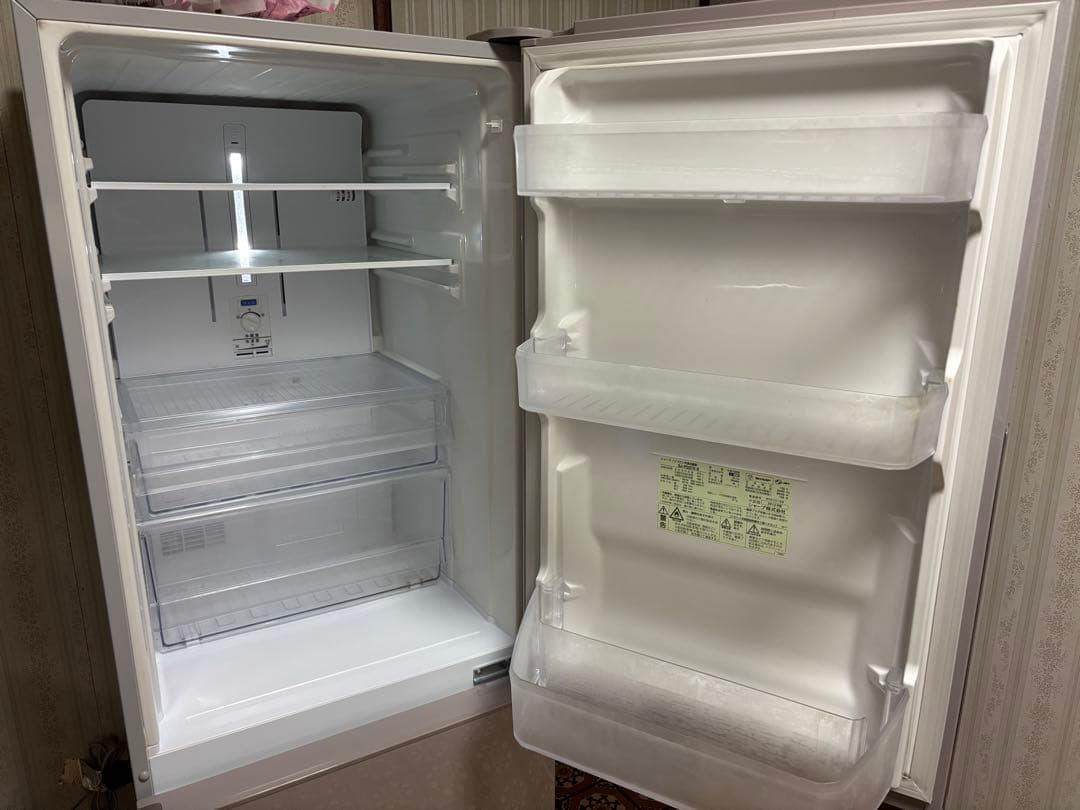 ☆よもぎもちさん専用☆ 北海道 道東地区引取可能SHARP冷凍冷蔵庫 270L