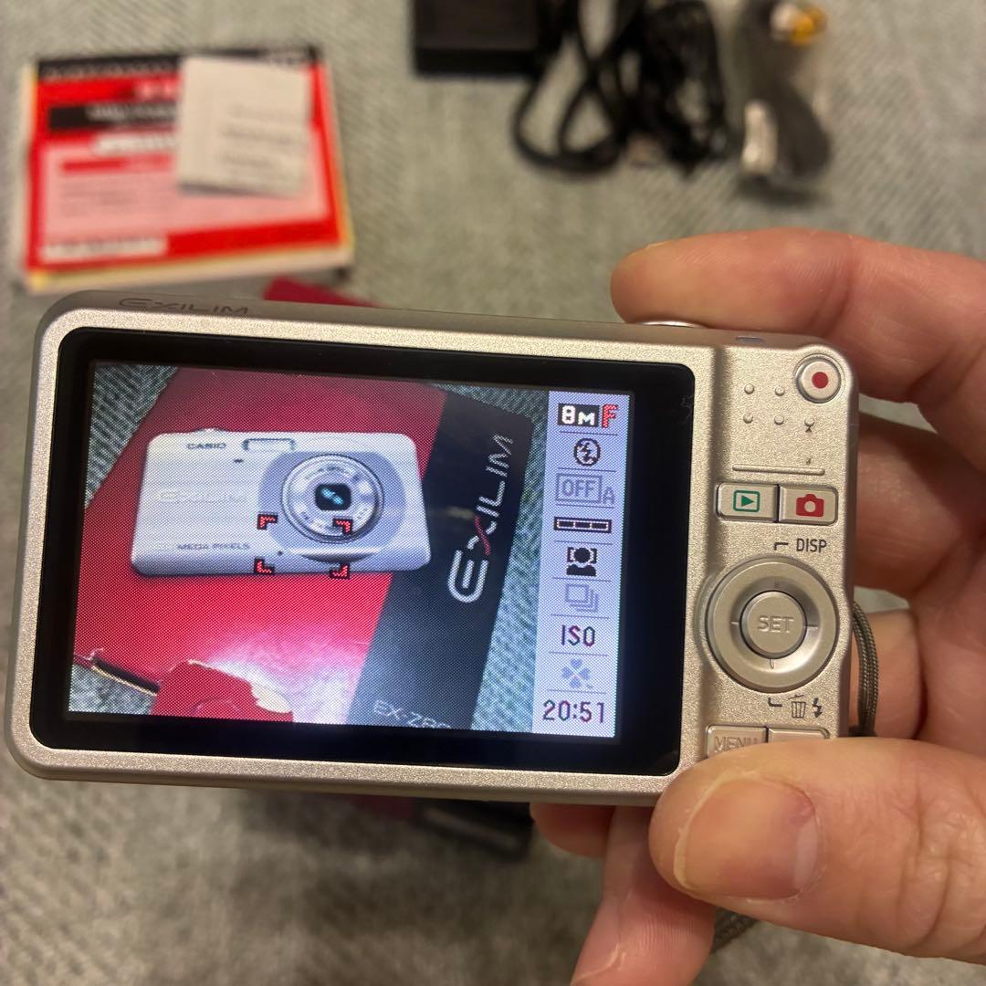 CASIO EX-Z80 デジタルカメラ　美品　SDカード付き