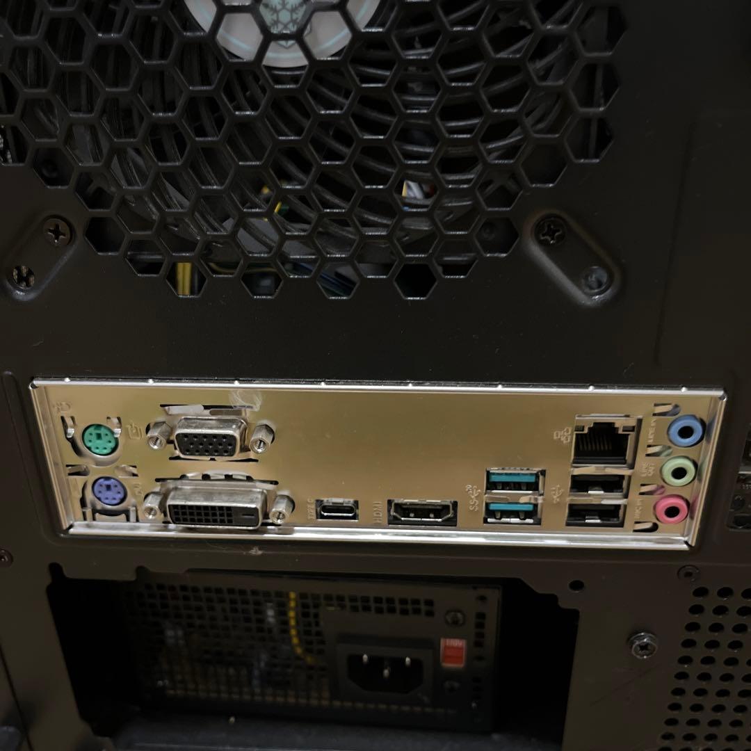 Thermaltake PC 本体