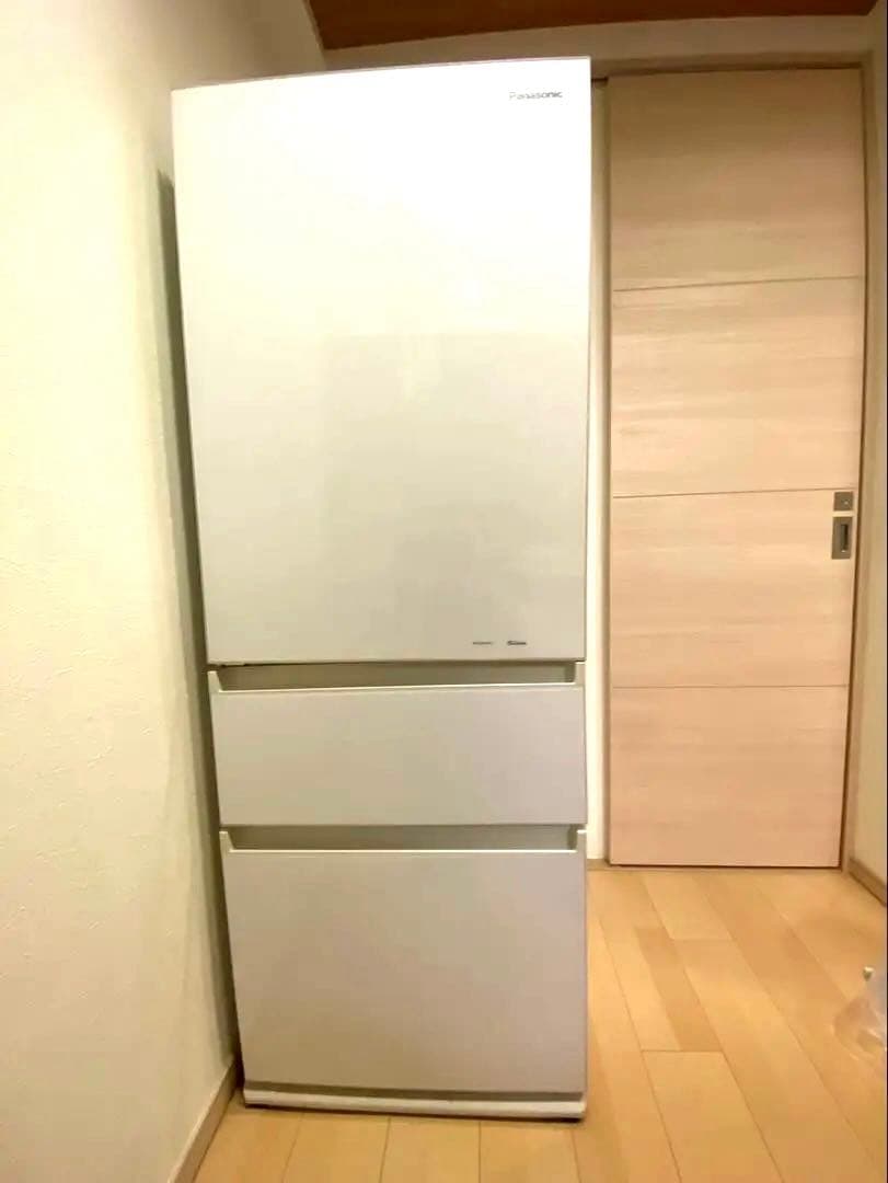 パナソニック 冷蔵庫 315L NR-C32FGML-W 白　2018年購入