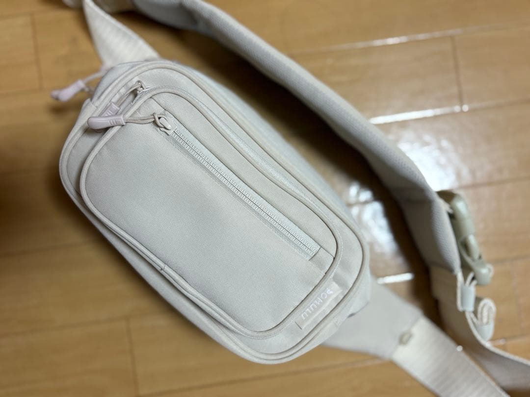 POMULU ナチュラルアイボリー ヒップシート