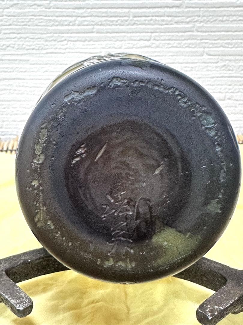 ガラス工芸作家　亀井治美　幻彩琳　水辺菖蒲文壺　真作保証