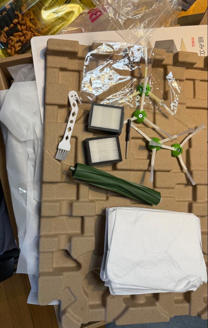 h*u様 ルンバj7 本体とクリーンベース充電ステーション