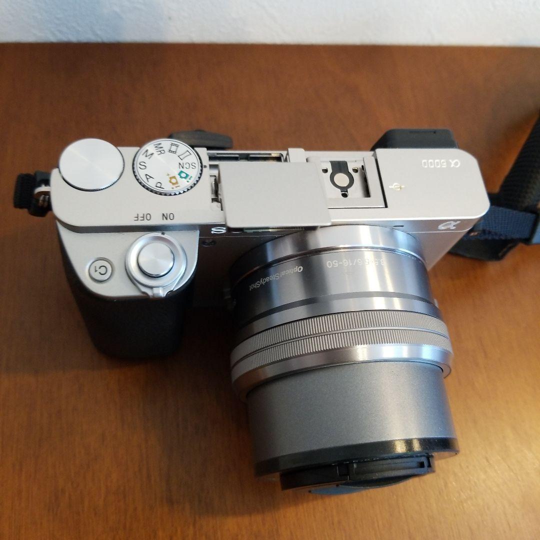 SONY α6000 ILCE-6000Lミラーレスカメラ16-50mmレンズ付