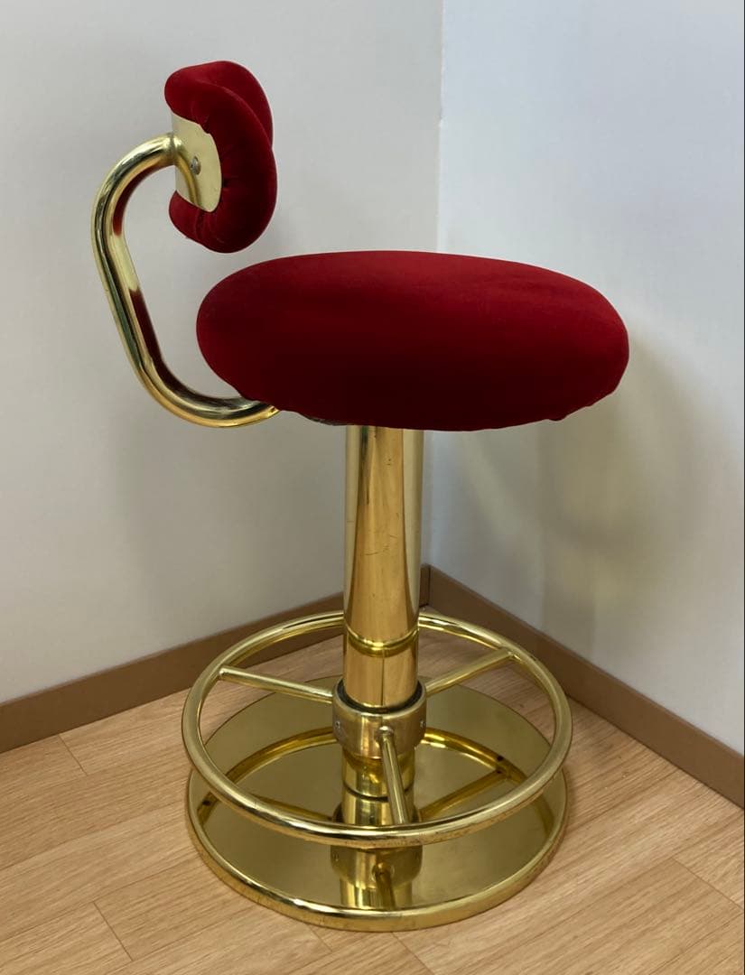 レトロゴージャスなカウンターチェア