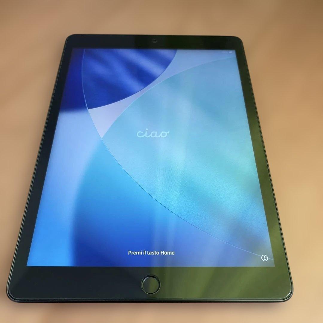 Apple iPad(第9世代) 64GB Wi-Fiモデル スペースグレイ