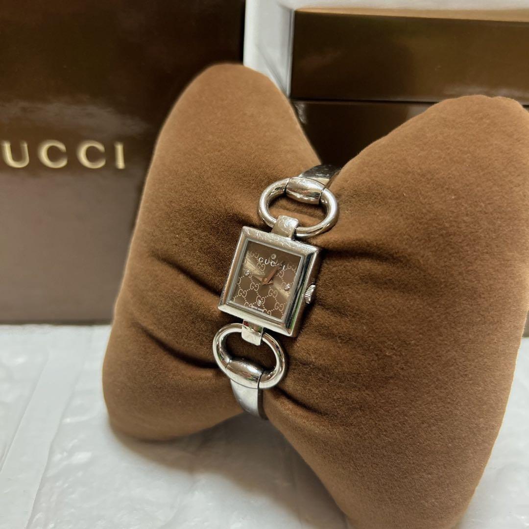 GUCCI 腕時計 レディース Gスクエア GG柄 ダイヤインデックス