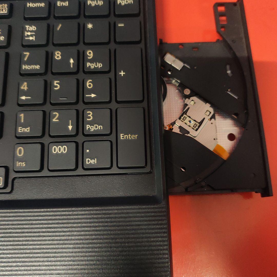 Windows11　オフィス付き　爆速SSD搭載 富士通 ノートパソコン