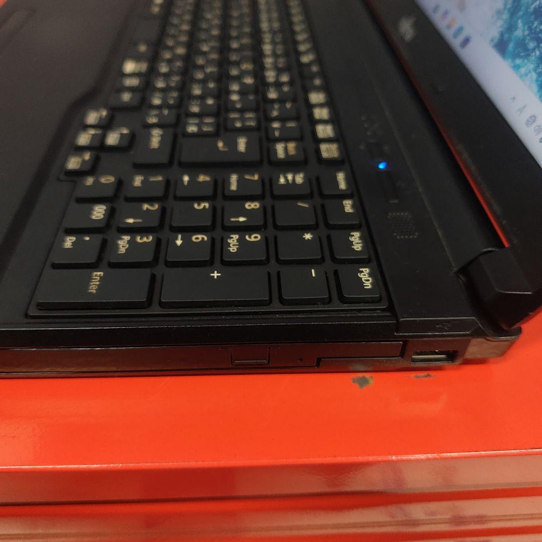 Windows11　オフィス付き　爆速SSD搭載 富士通 ノートパソコン