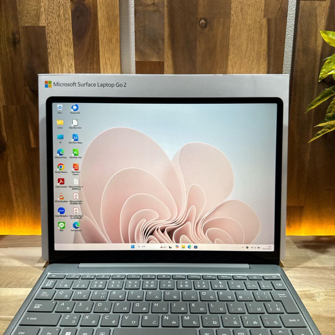 極美品‼️Surface Laptop Go2☘セージ☘第11世代☘ノートパソコン