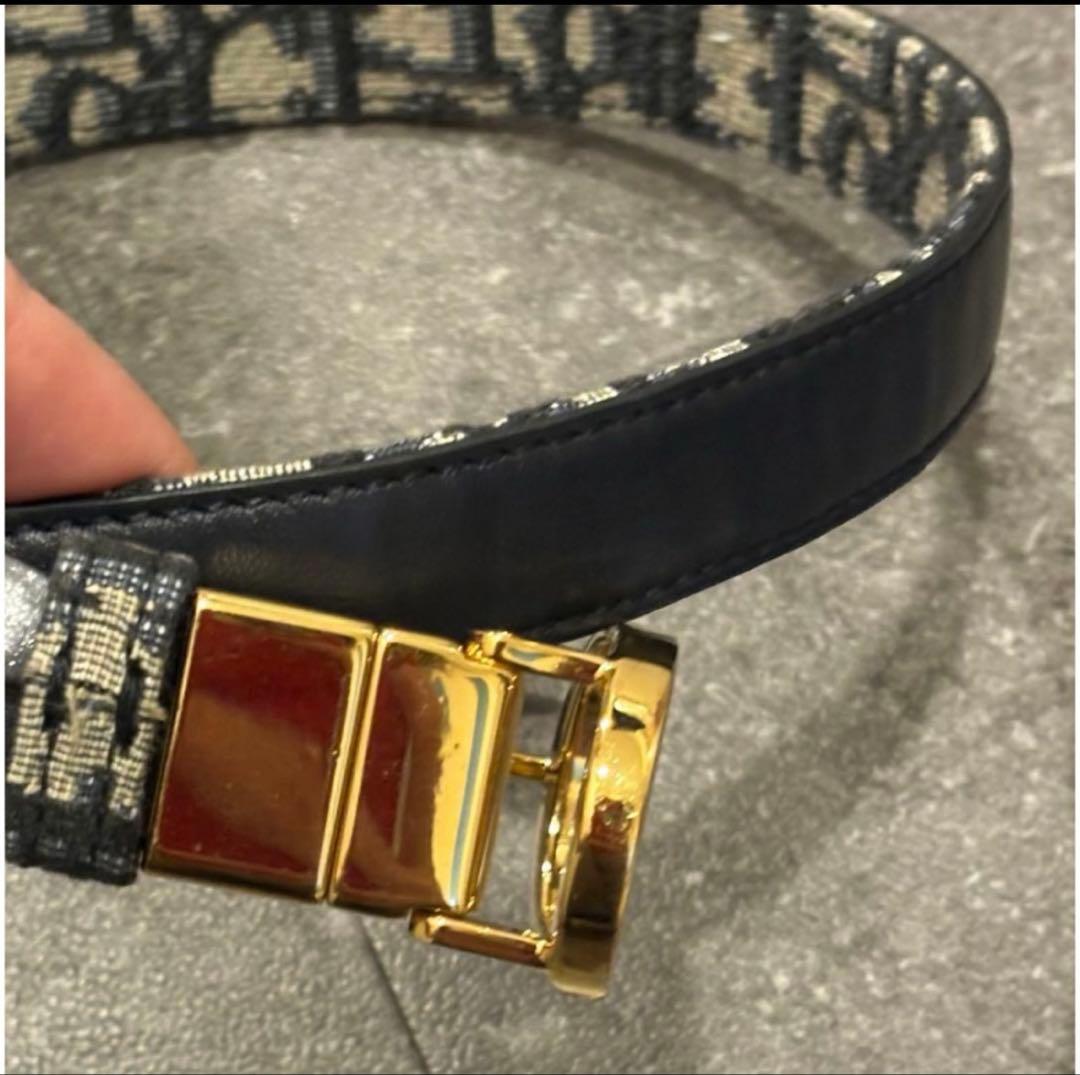 りナ　Dior 30 Montaigne リバーシブルベルト