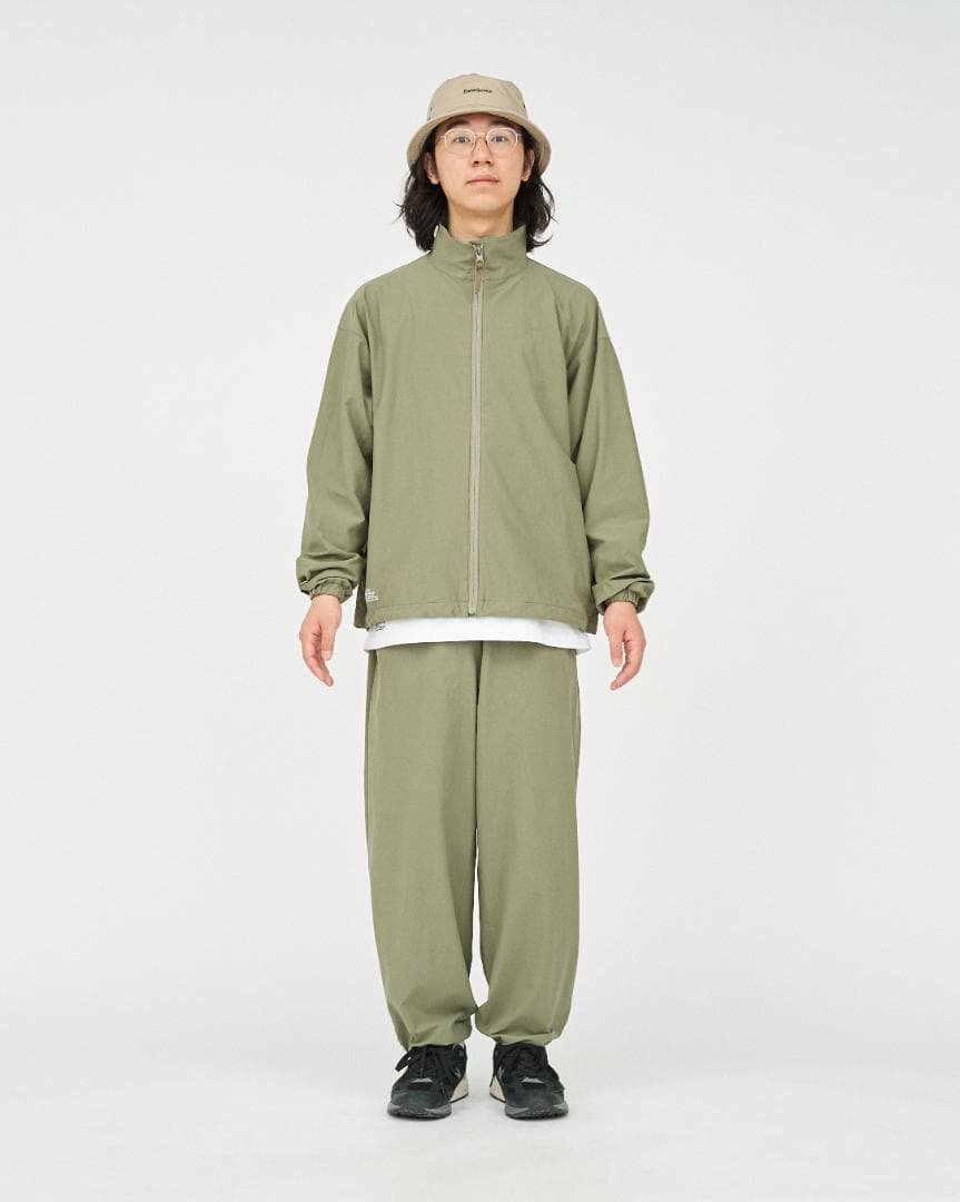 フレッシュサービス　CORPORATE TRACK SUIT KHAKI L
