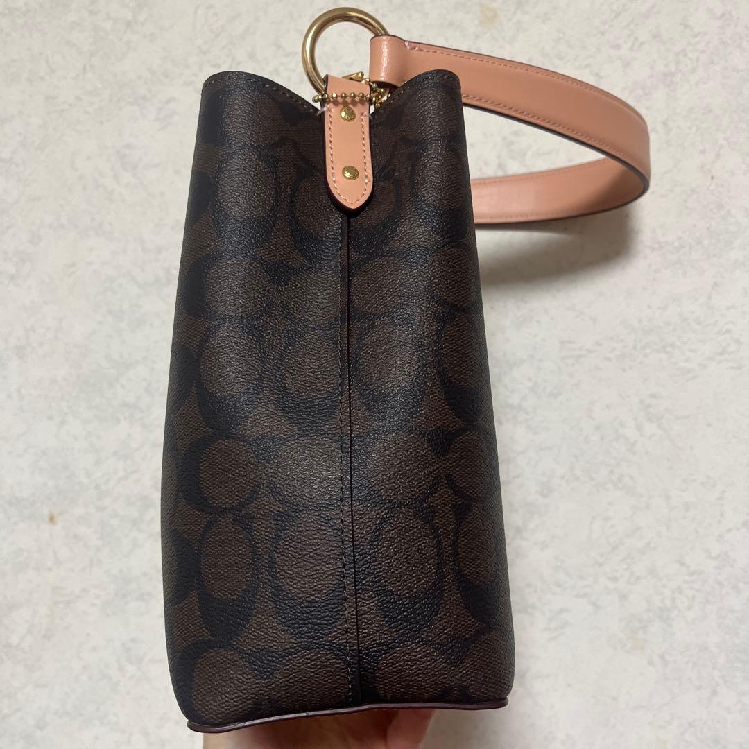 kiki さま専用ページ　COACH モノグラムショルダーバッグ