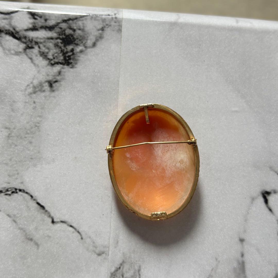 APA カメオ　ブローチ　9g