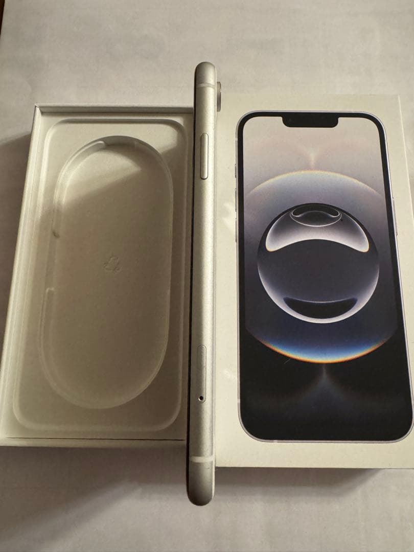 iPhoneXR ホワイト　64GB