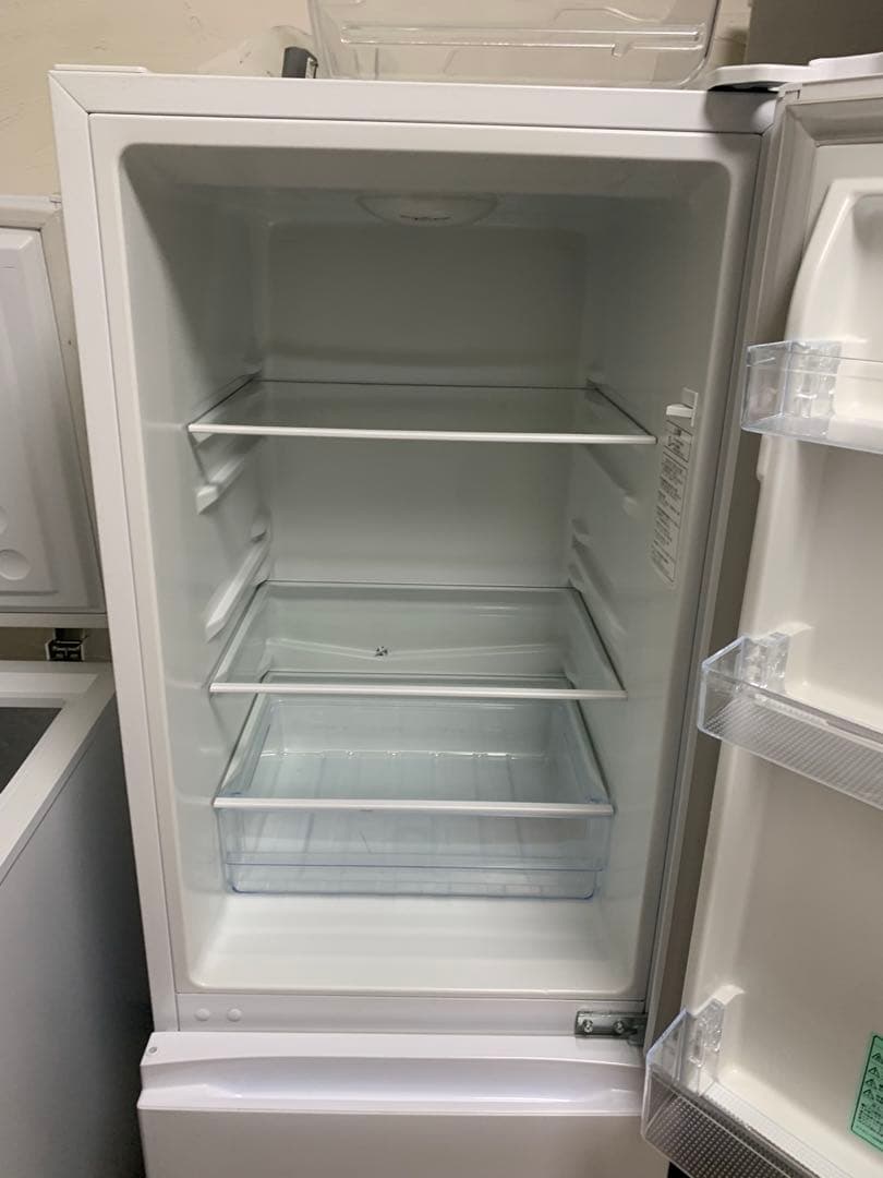 Hisense 冷蔵庫 ホワイト 3段