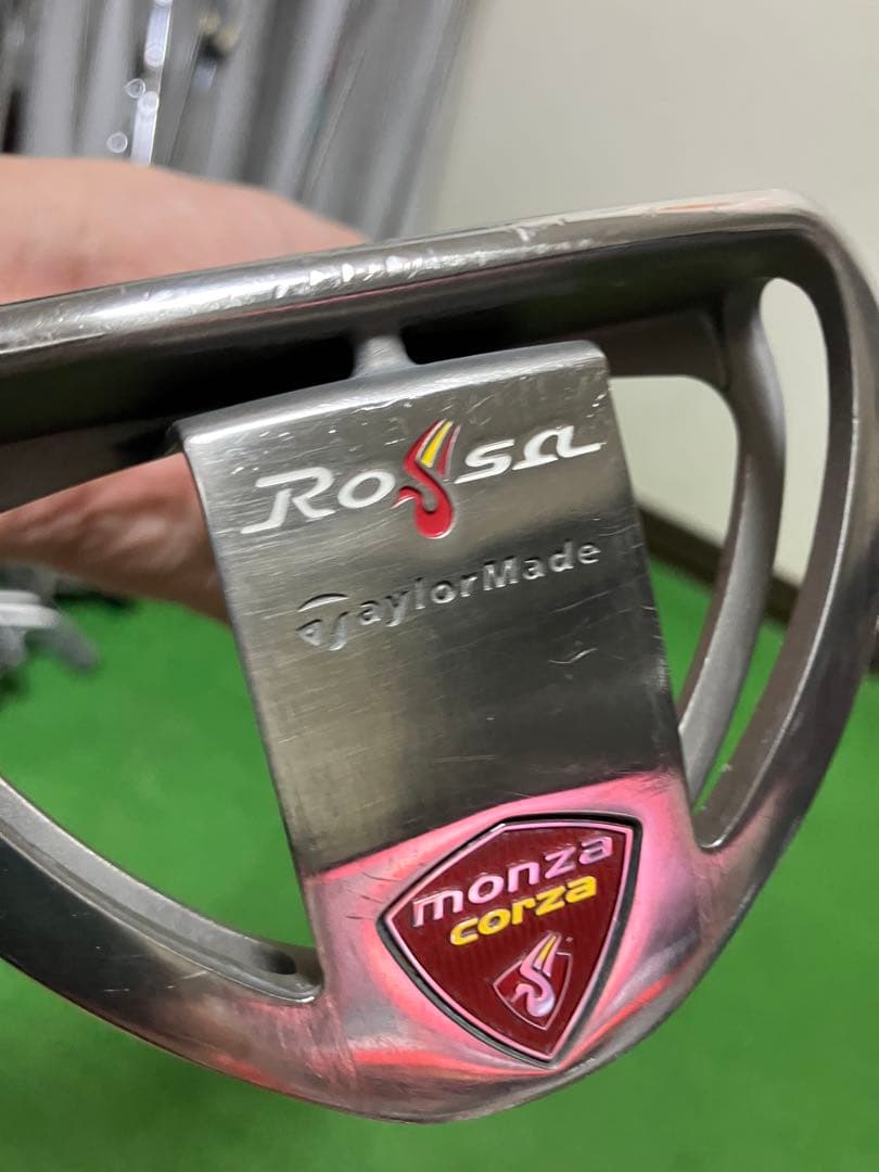 テーラーメイドROSSA 42インチ　パター