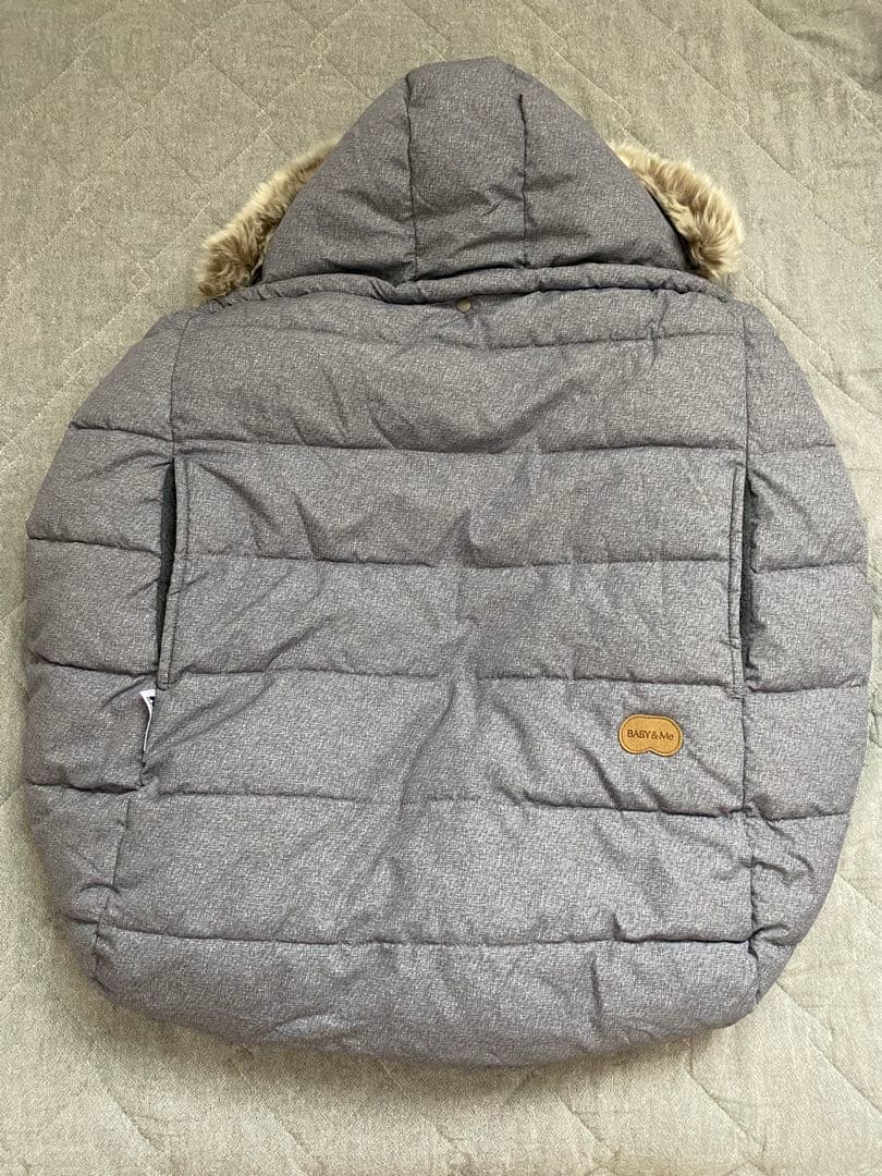 BABY&Me 抱っこ紐　防寒ケープ