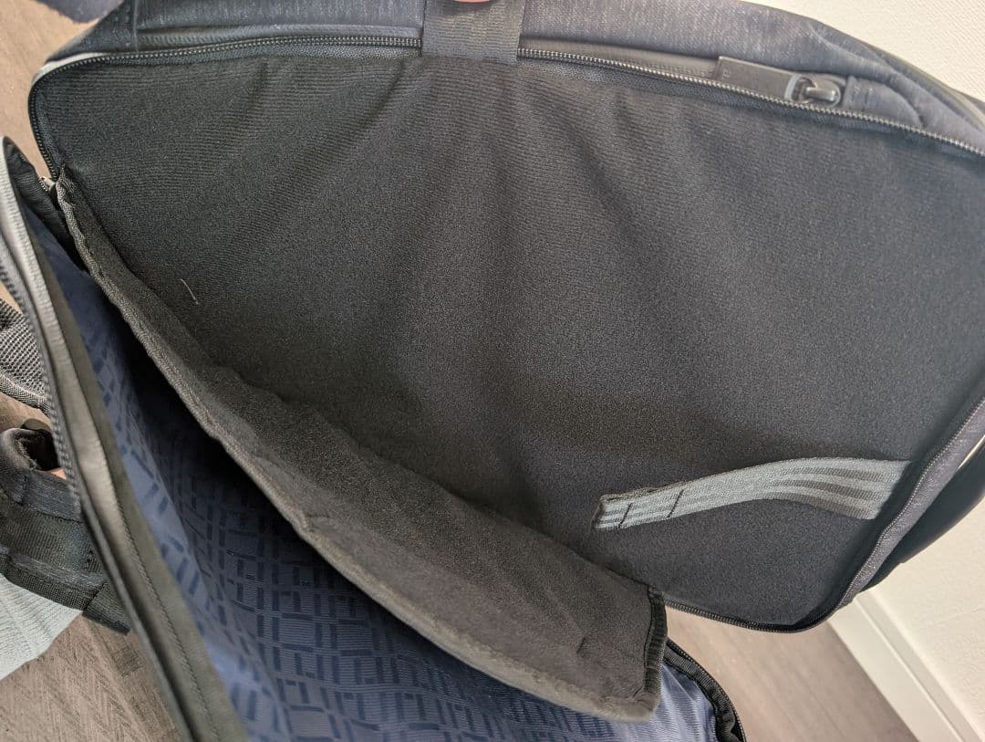 【極美品級】✨aceビジネスリュックB4　撥水軽量 定価28600円10％OFF