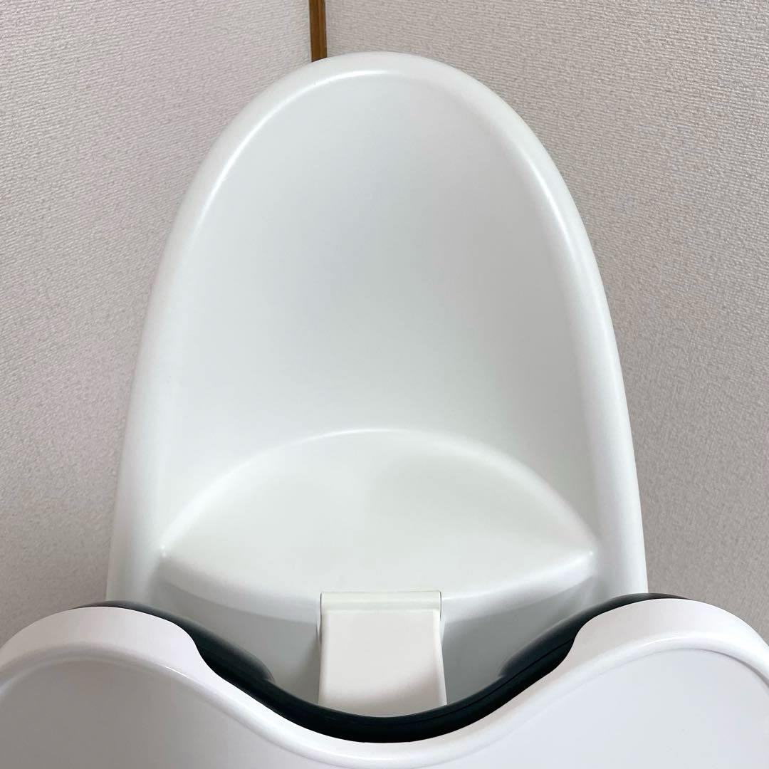 美品 BABYBJÖRN ハイチェア ベビーチェア ホワイト ブラック