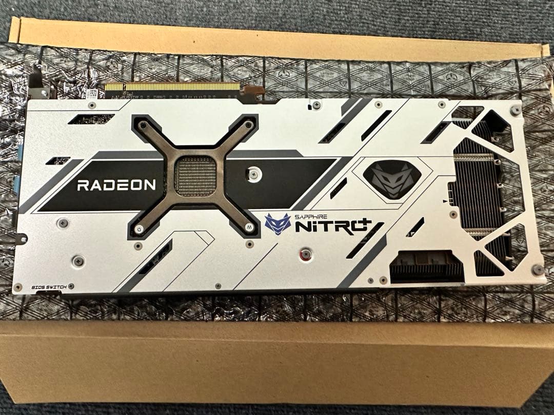 グラフィックボード・グラボ・ビデオカード Sapphire AMD Radeon RX 6800 XT NITRO+