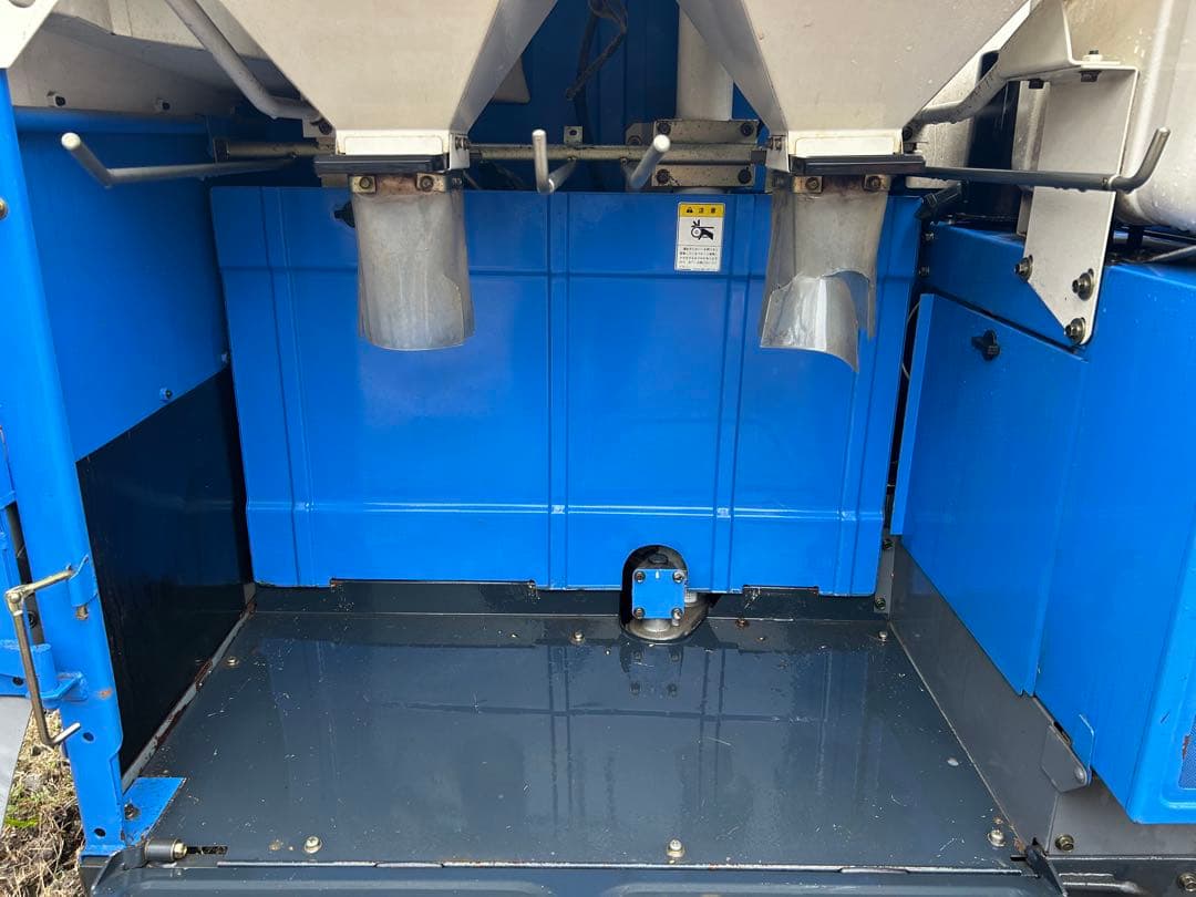 宮崎　イセキ　2条刈り コンバイン 13馬力 こぎ深さ自動ディーゼル　 動画あり