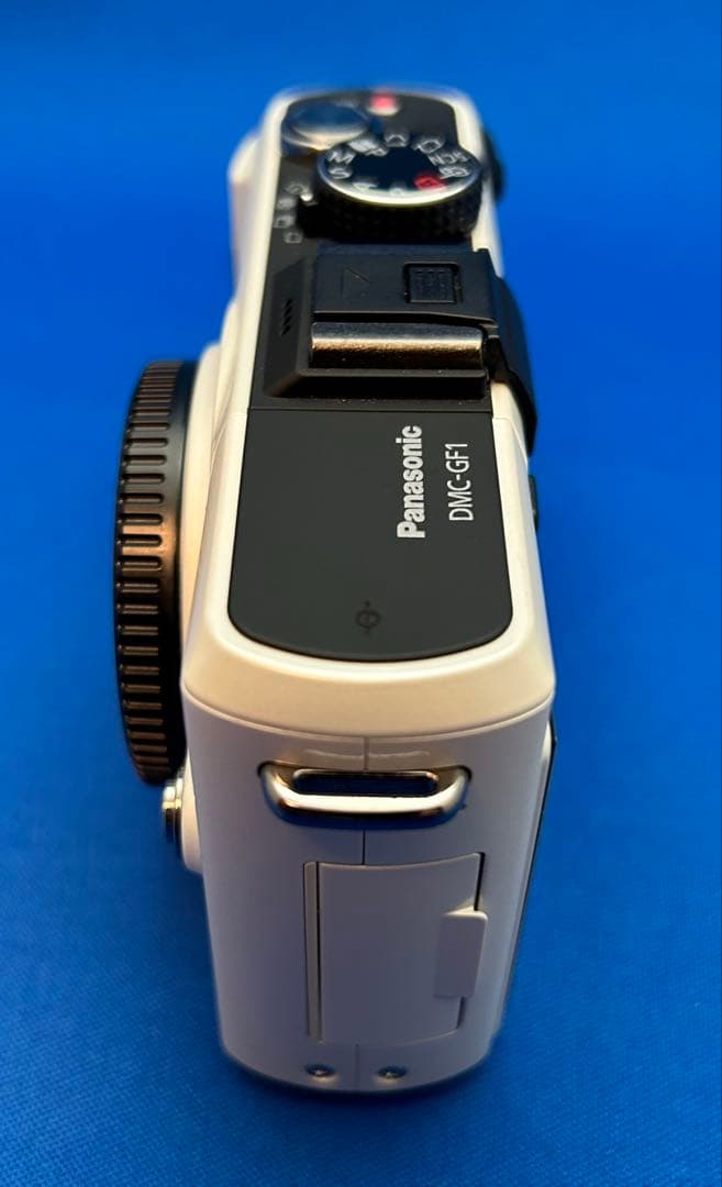 パナソニック DMC-GF1 ホワイト ボディ