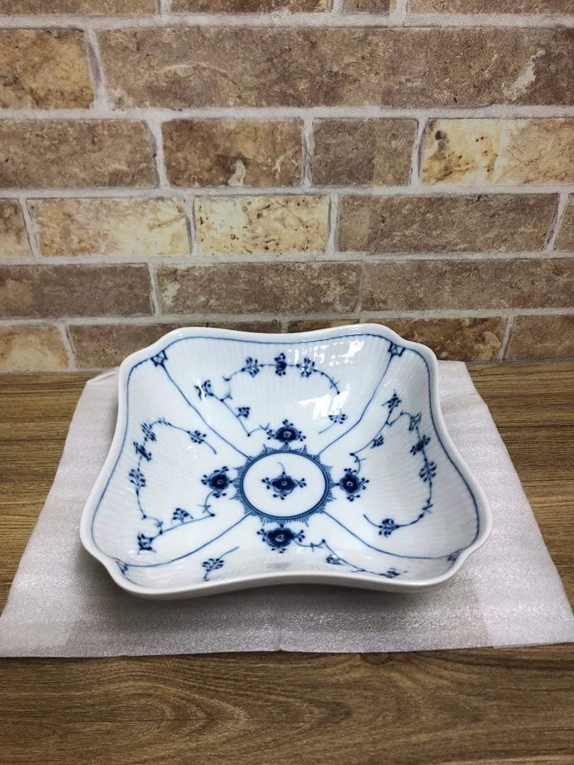 【美品】ロイヤルコペンハーゲン　ブルーフルーテッド　スクエア 578
