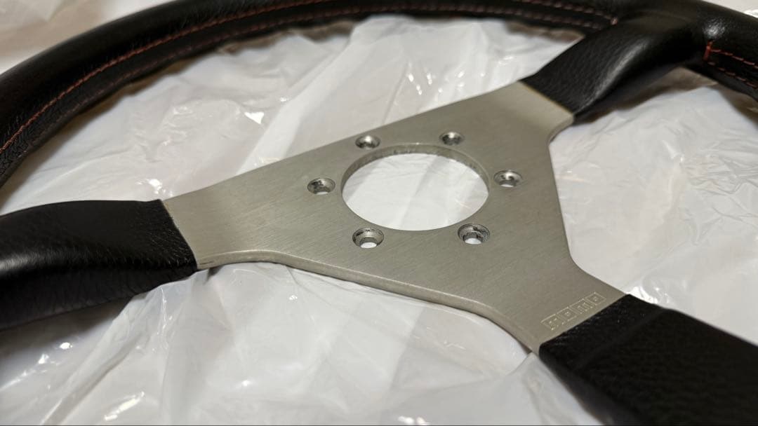 MOMO ヴェローチェ　シルバー　35パイ