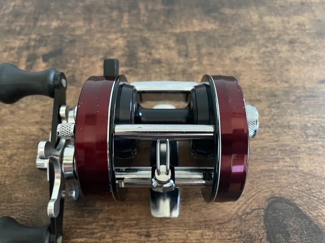 ABU Ambassadeur 2500C アブ アンバサダー バーガンディ