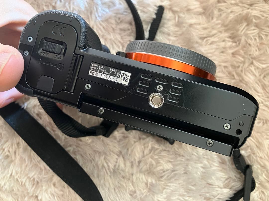 SONY α7 ボディ ILCE-7 フルサイズミラーレス