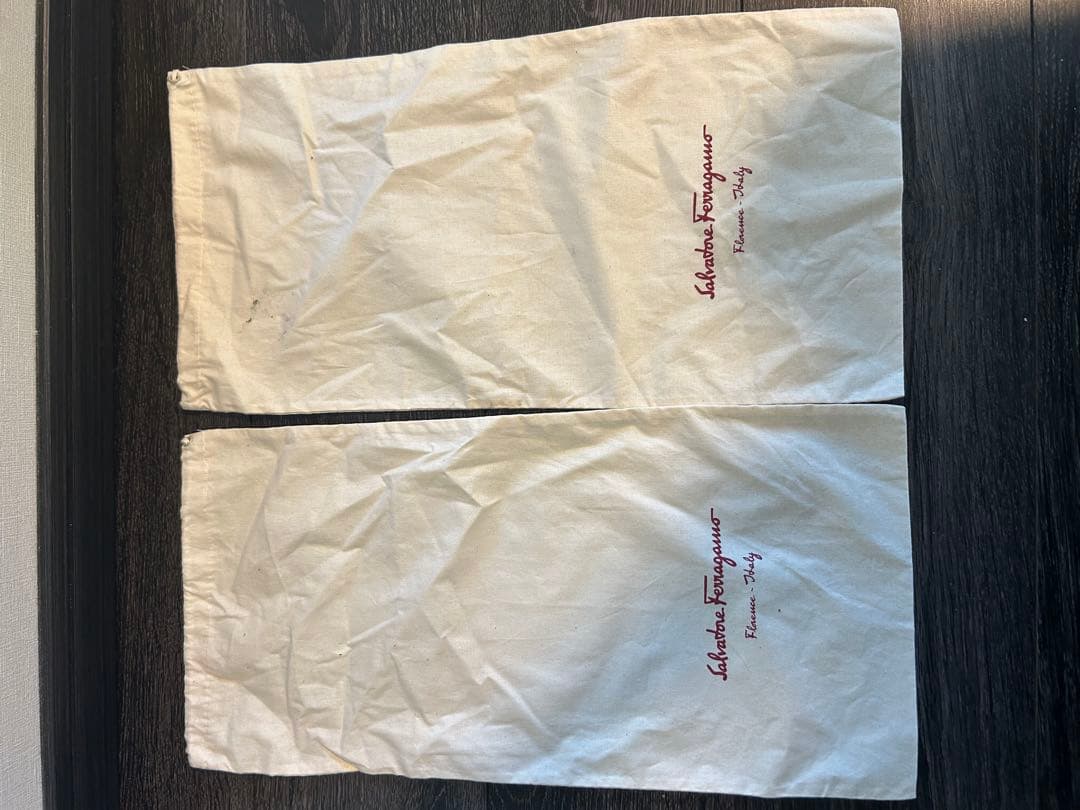 値下げ！！！フェラガモ　レザーシューズ　ストレートチップ　黒　6.5